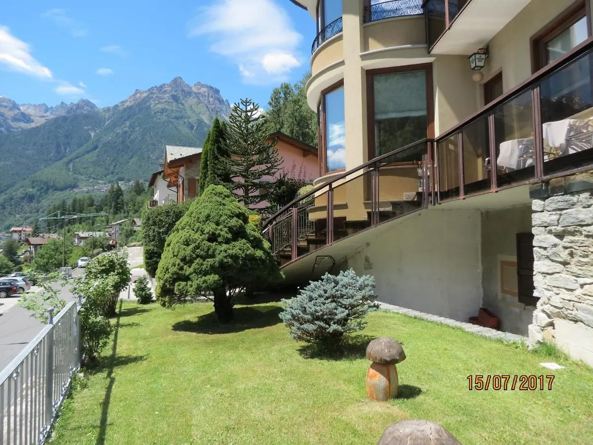 Hotel Mirage Chiesa in Valmalenco 0*,  Italy